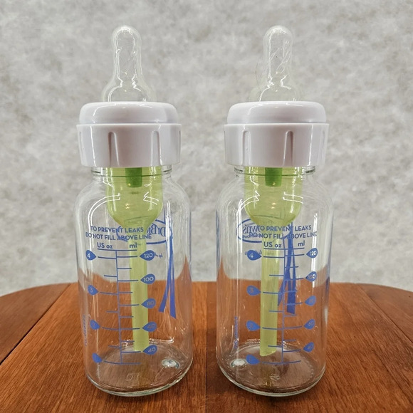 Dr Brown's 4 oz. Natural Flow Glass Baby Bottles 2pack Nice - Picture 2 of 3
